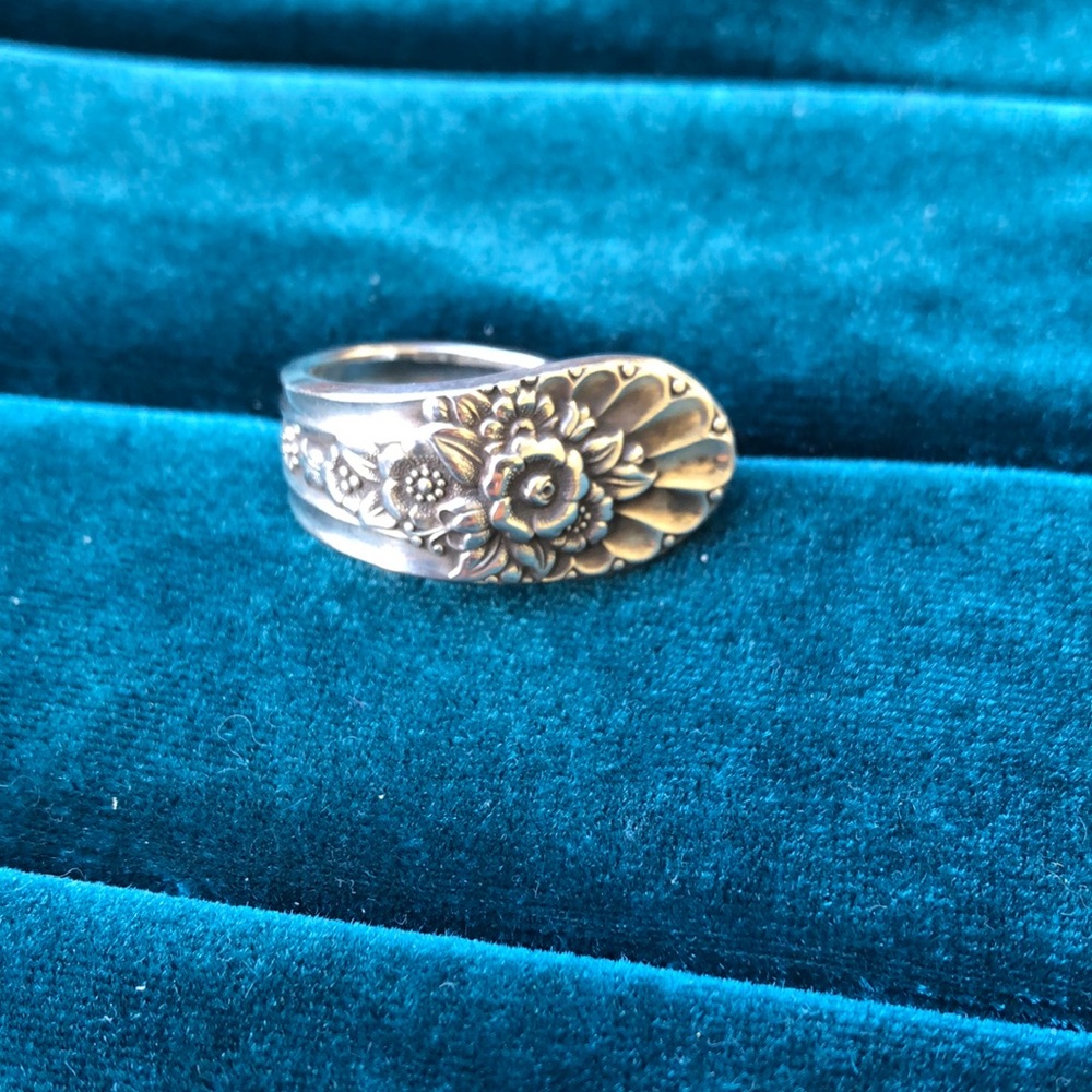 Vintage (19550s-1960s) Handmade Silver Plated Spoon Ring